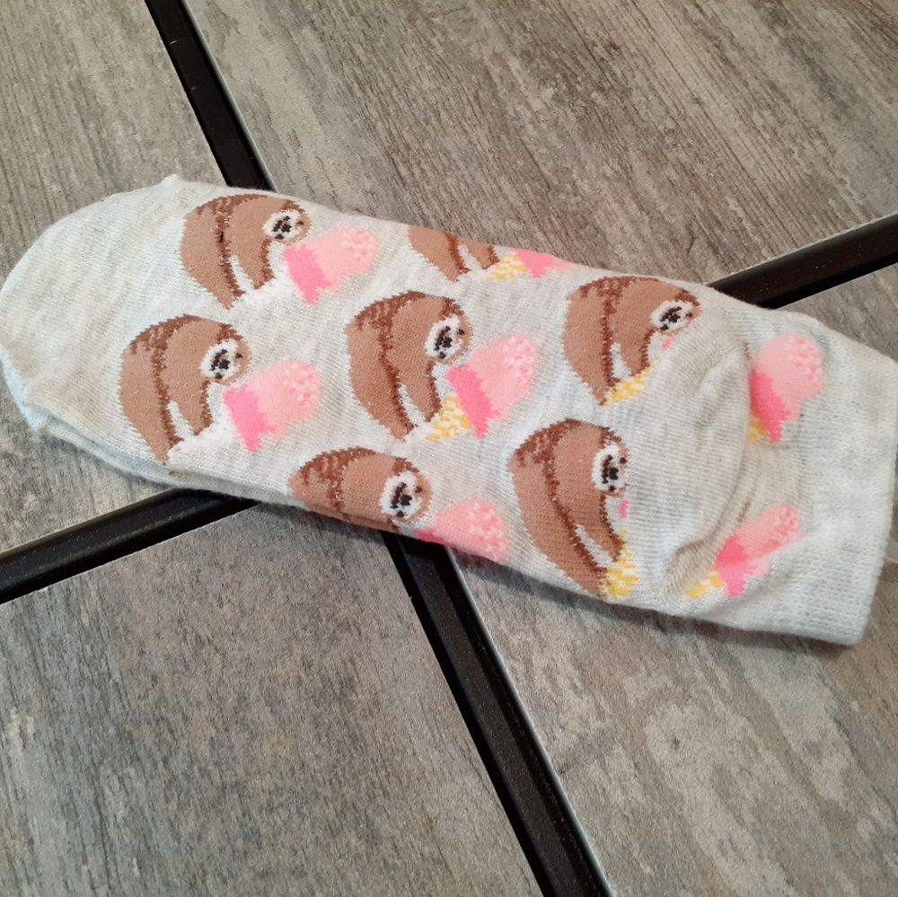 Socks - Picture 8 of 10
